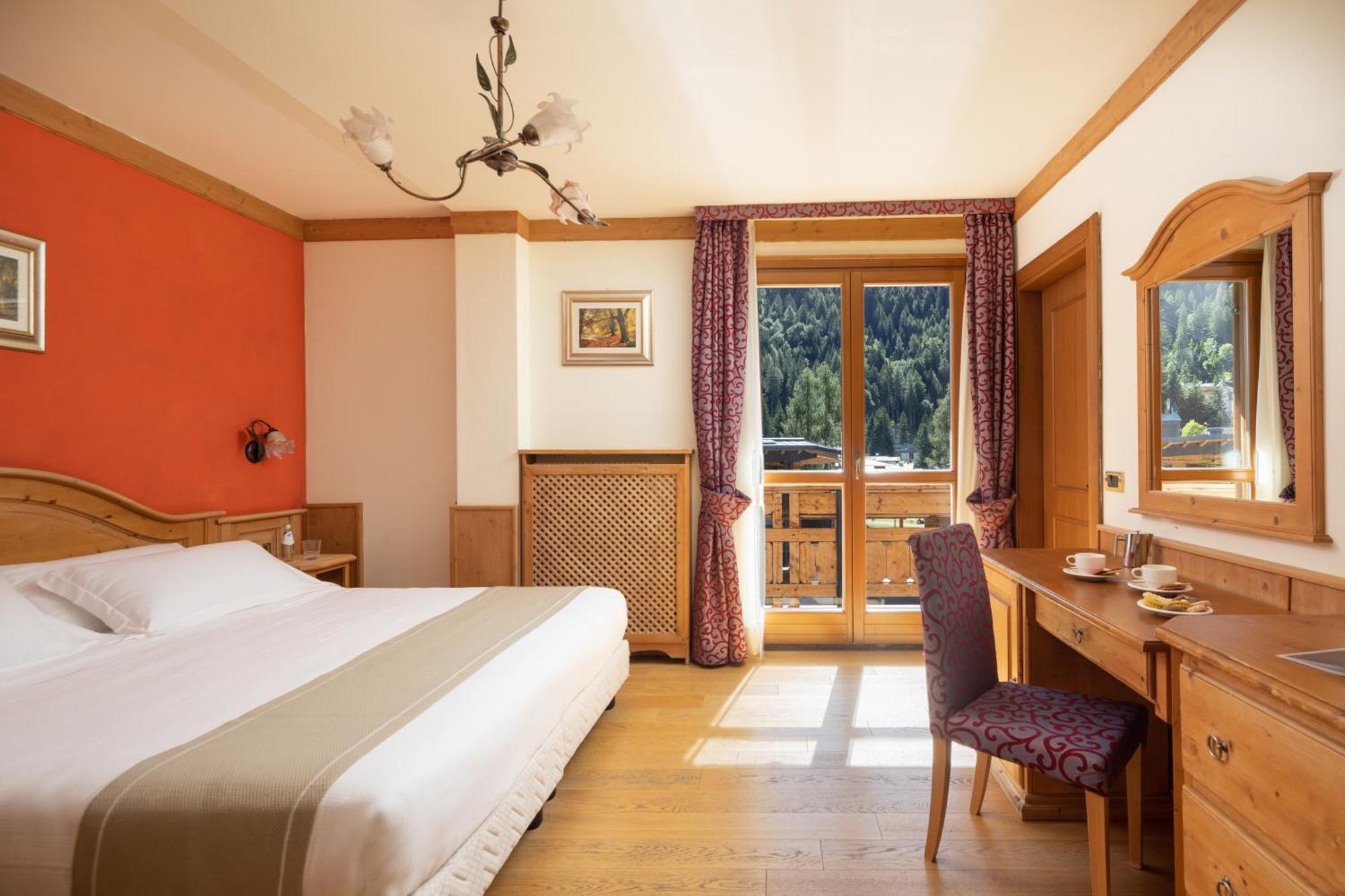 Hotel Splendid Madonna di Campiglio Exterior photo